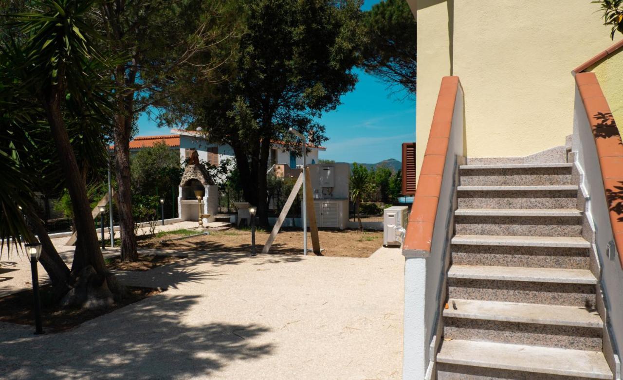 Santu Juanne -Ammentos Posada- A Due Passi Dalla Spiaggia San Giovanni  Exterior photo